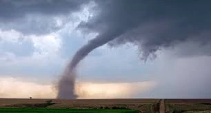 Tornádo prošlo, podpojištění majetku však stále pokračuje