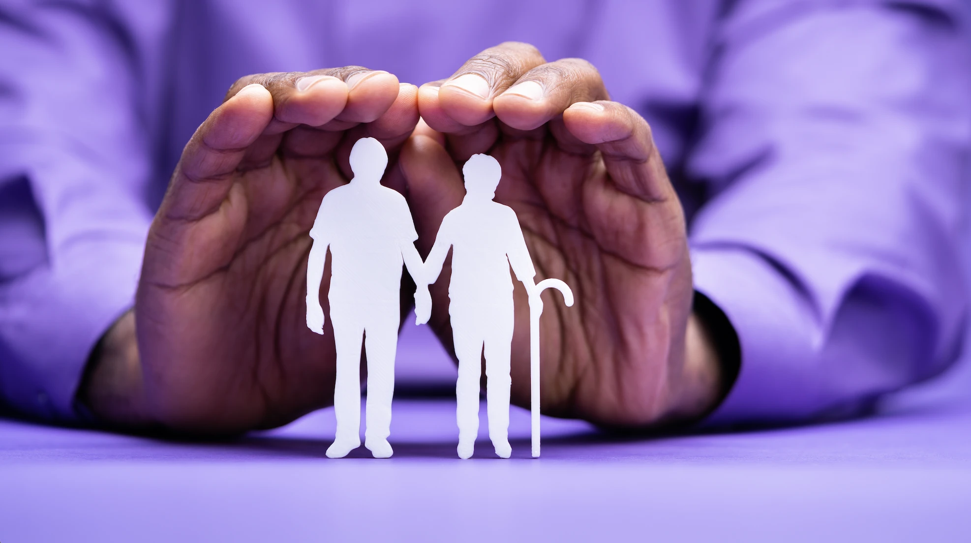 Důstojné stáří: I. vs. III. pilíř